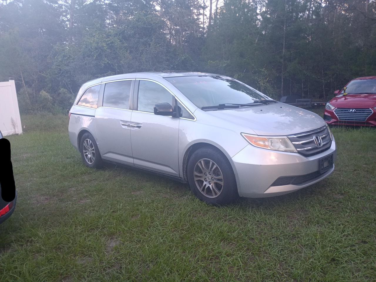 2013 Honda Odyssey Exl silver van gas 5FNRL5H69DB022042 photo #1