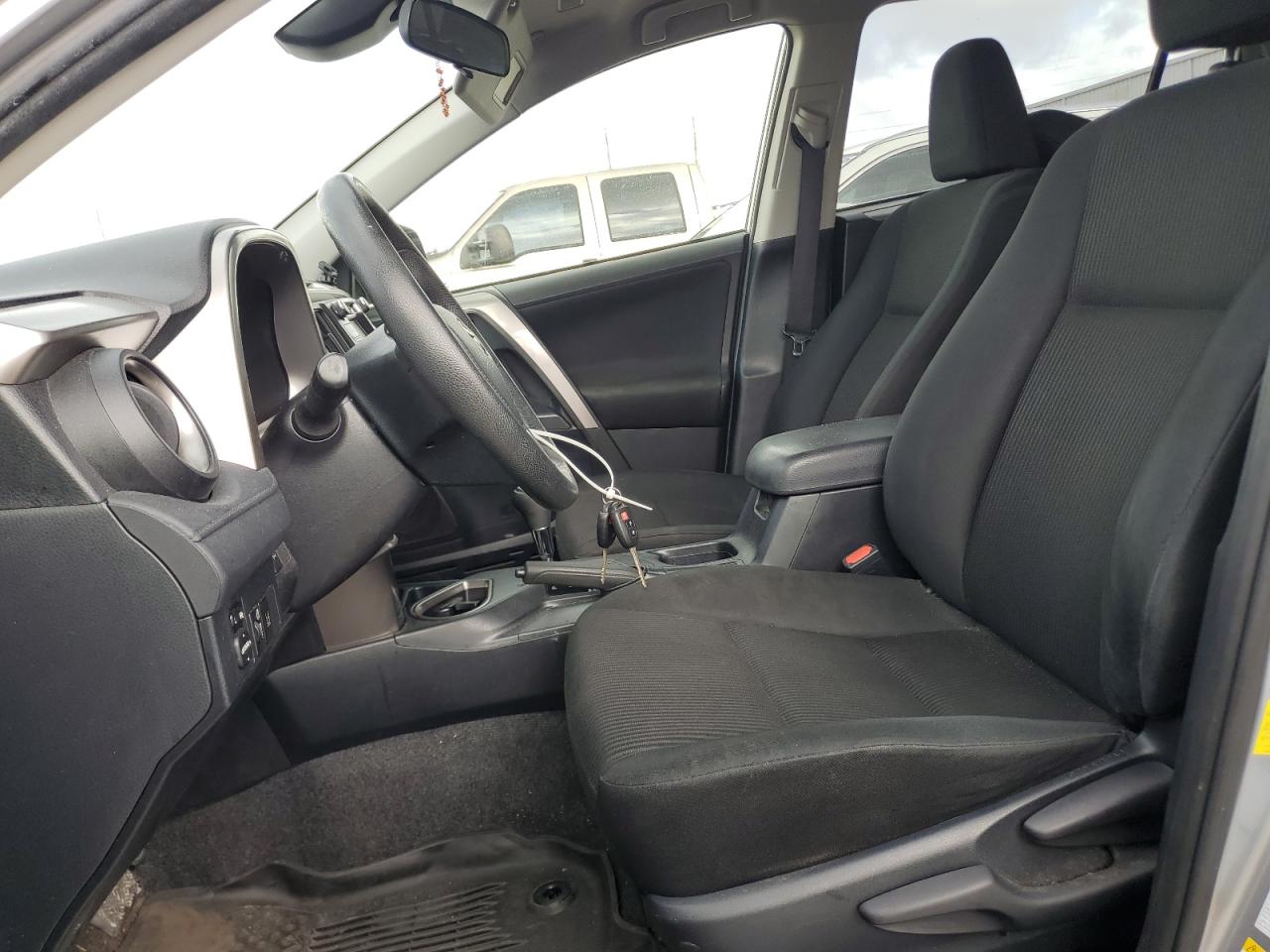 2018 Toyota Rav4 Le VIN: JTMBFREV9JJ226100 Lot: 82005705