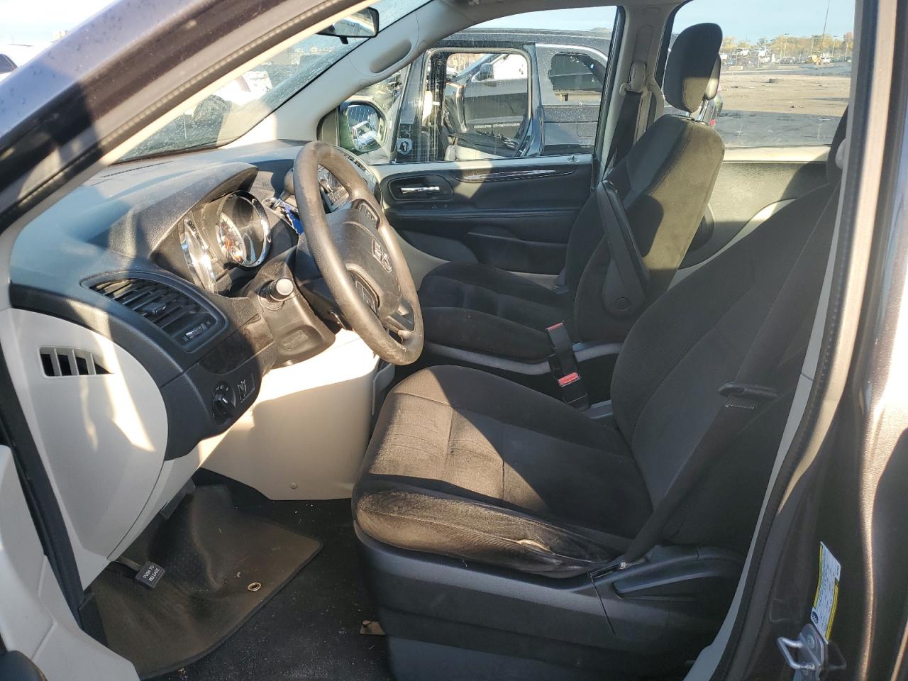 2015 Dodge Grand Caravan Se VIN: 2C4RDGBG7FR738620 Lot: 82477335