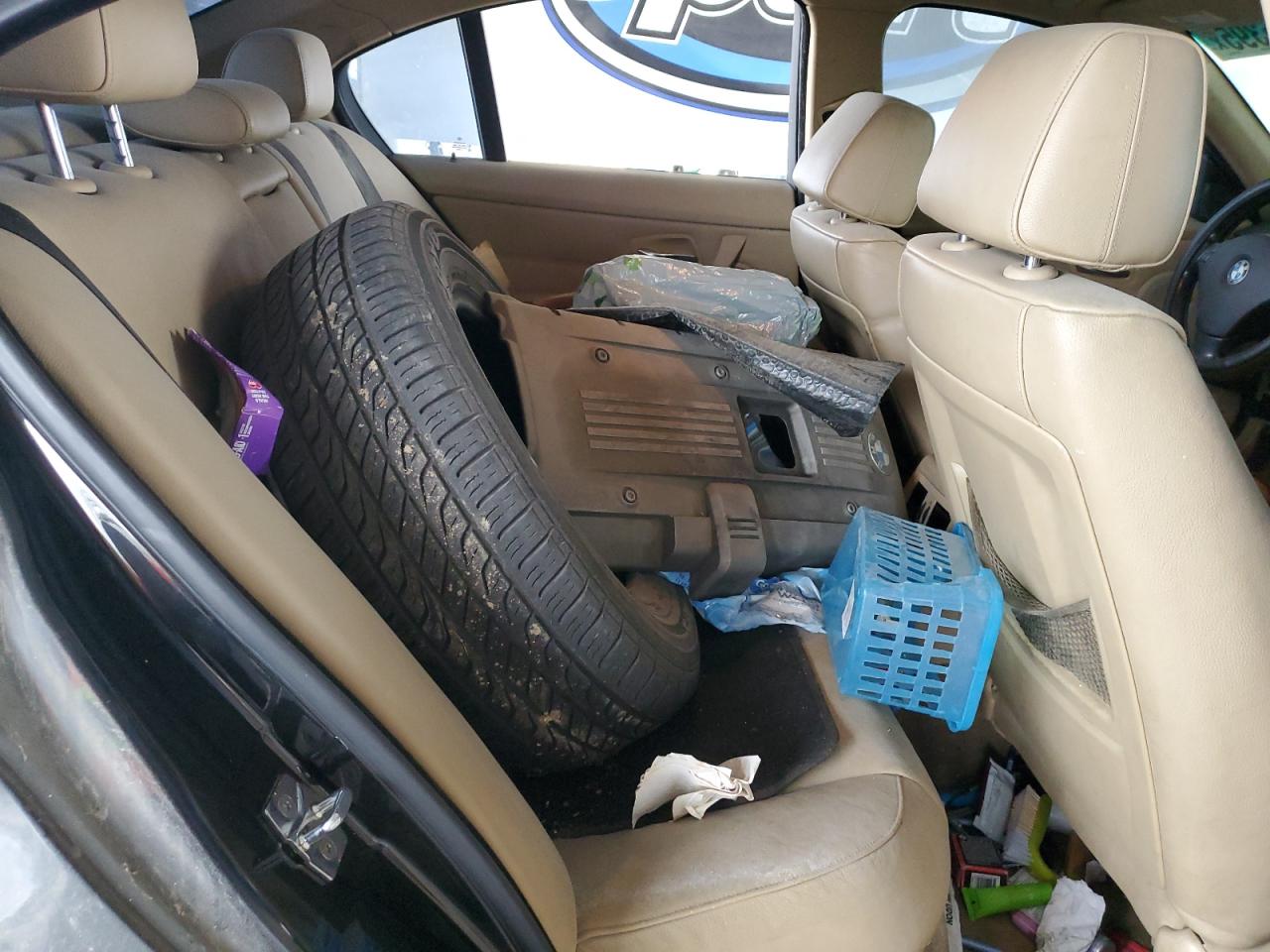 2006 BMW 330 I VIN: WBAVB33516KS38250 Lot: 84475395