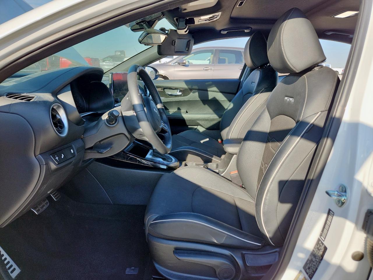 2024 Kia Forte Gt Line VIN: 3KPF54AD9RE767743 Lot: 85572965