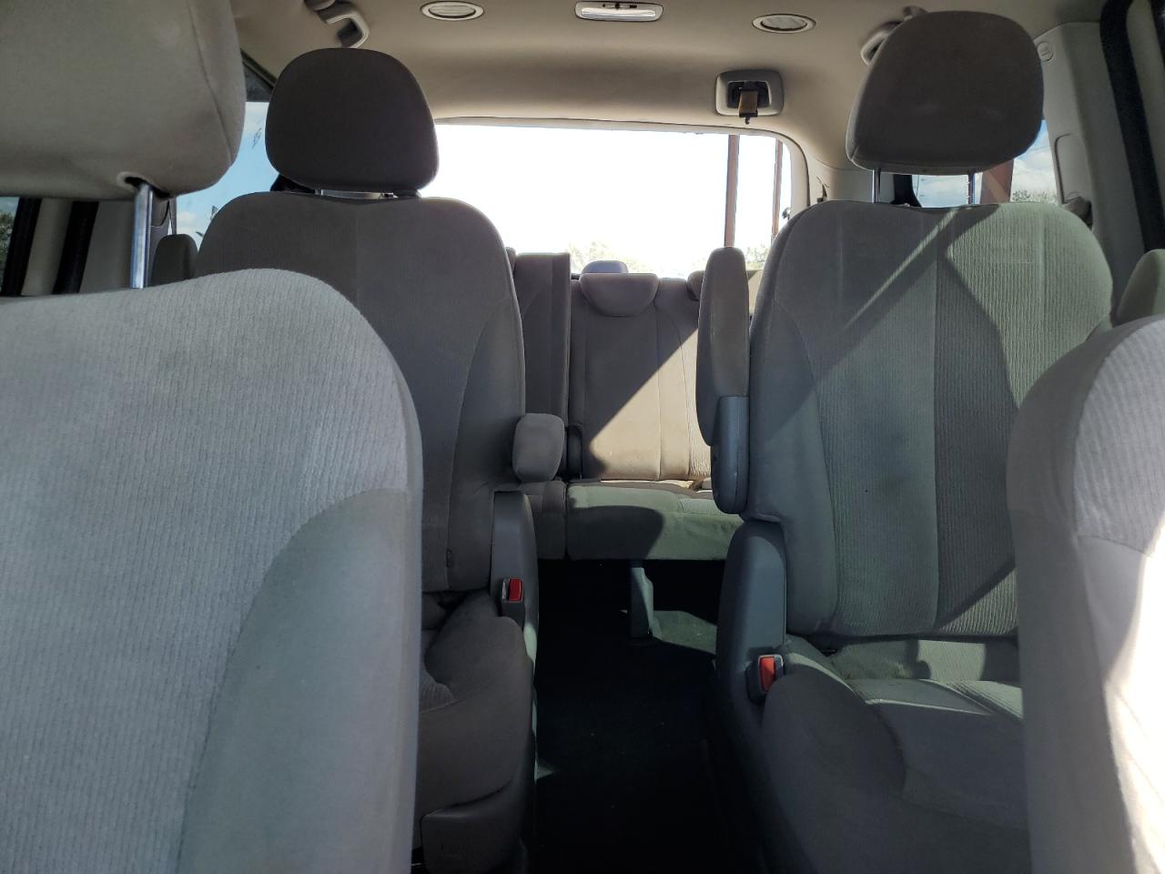 2012 Kia Sedona Lx VIN: KNDMG4C77C6496350 Lot: 89621275