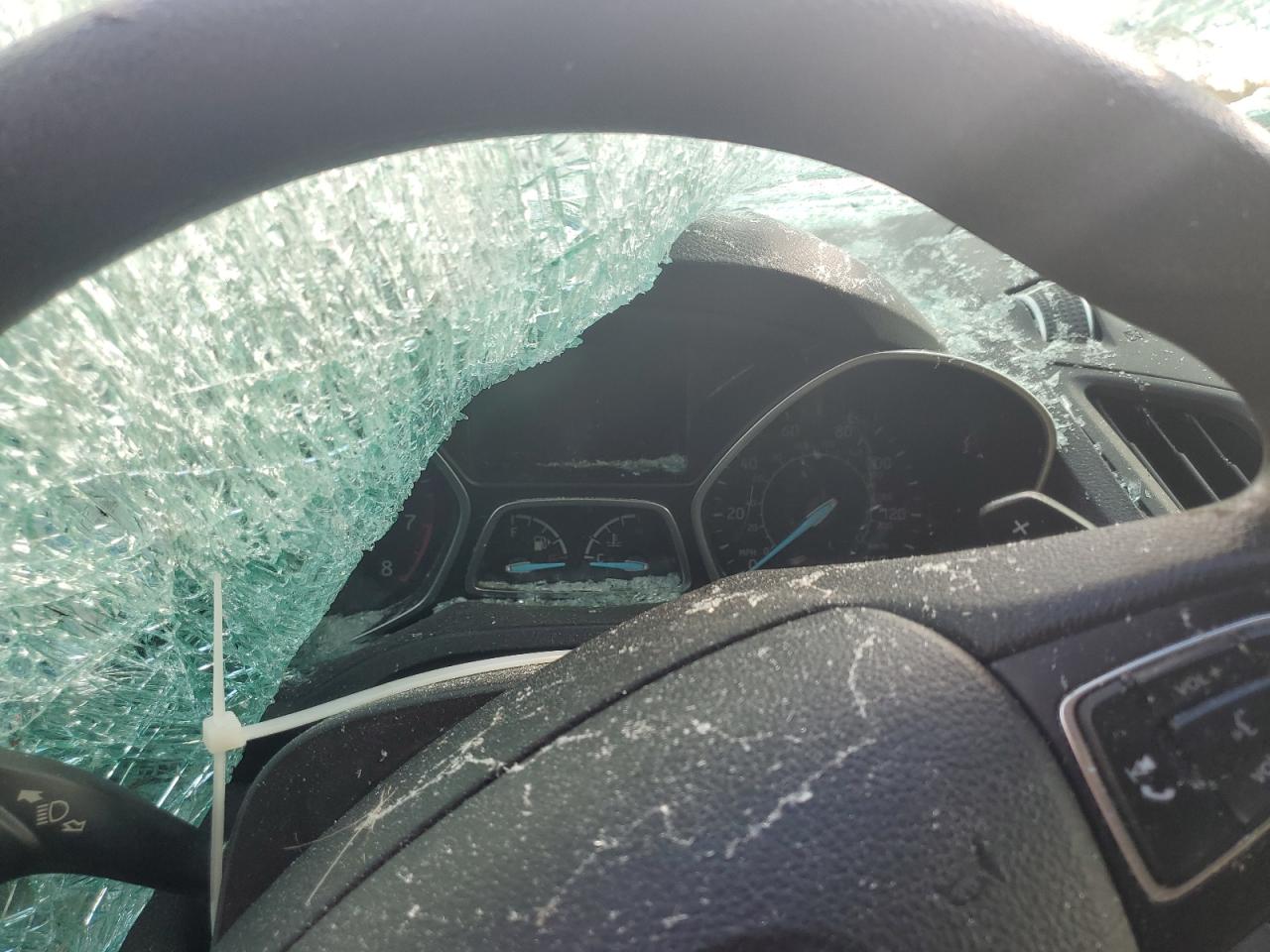 2017 Ford Escape Se VIN: 1FMCU0GD5HUC37450 Lot: 89442225