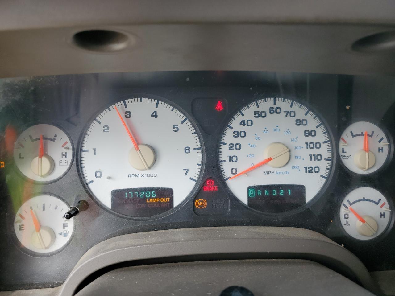 2002 Dodge Ram 1500 VIN: 3B7HA18N82G101114 Lot: 86555525