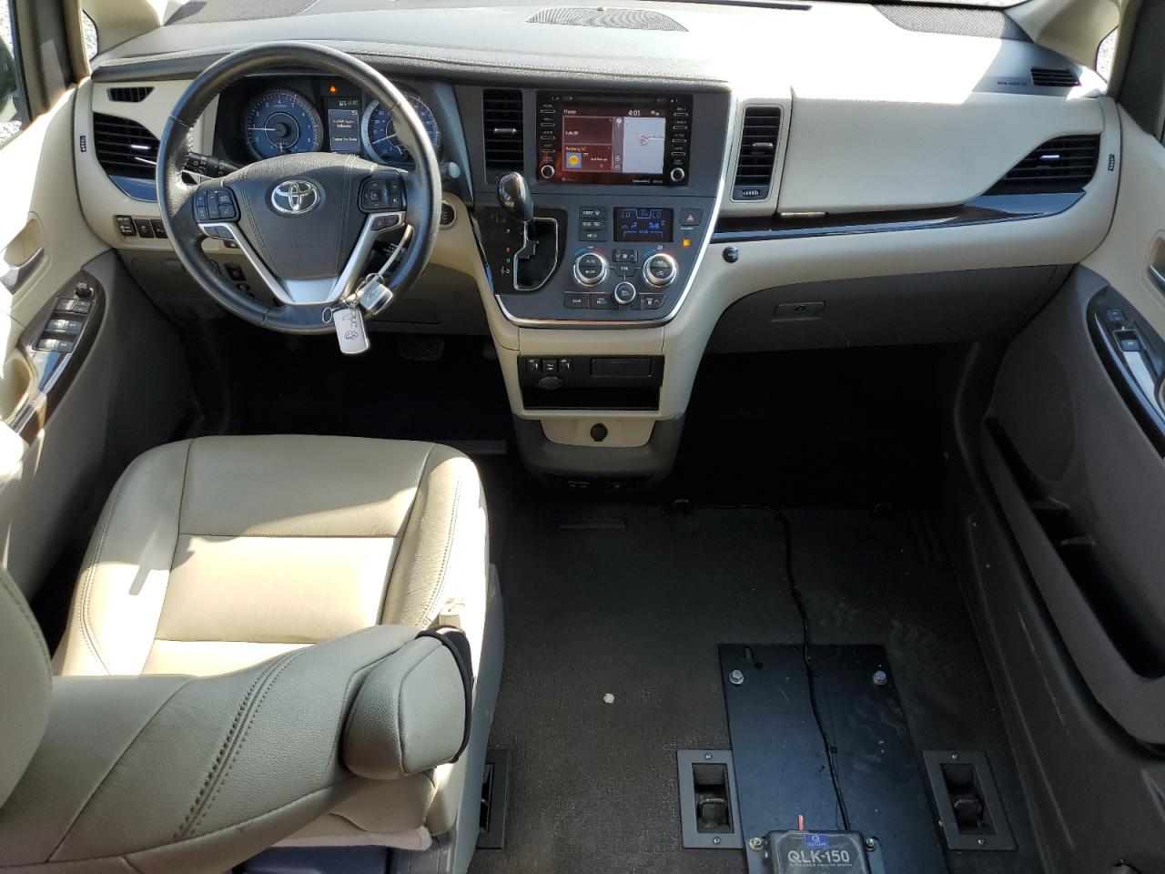 2019 Toyota Sienna Xle VIN: 5TDYZ3DC0KS991845 Lot: 84635015