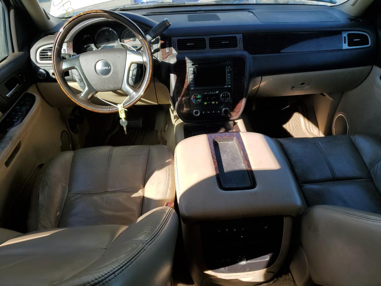 2007 GMC Yukon Xl Denali VIN: 1GKFK66897J225918 Lot: 87203075