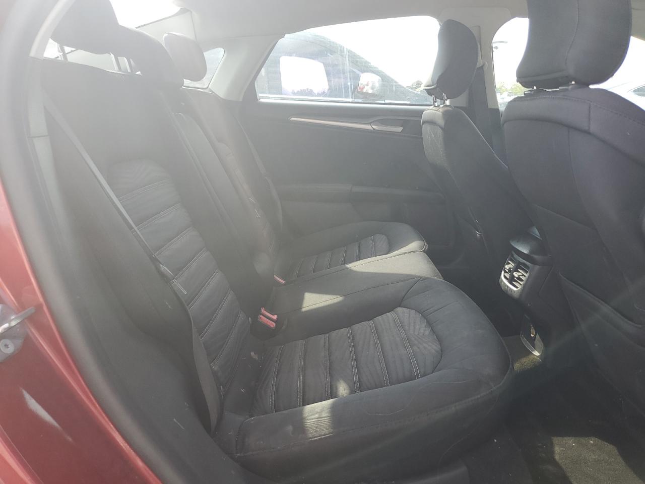 2016 Ford Fusion Se VIN: 1FA6P0H73G5118747 Lot: 84410445