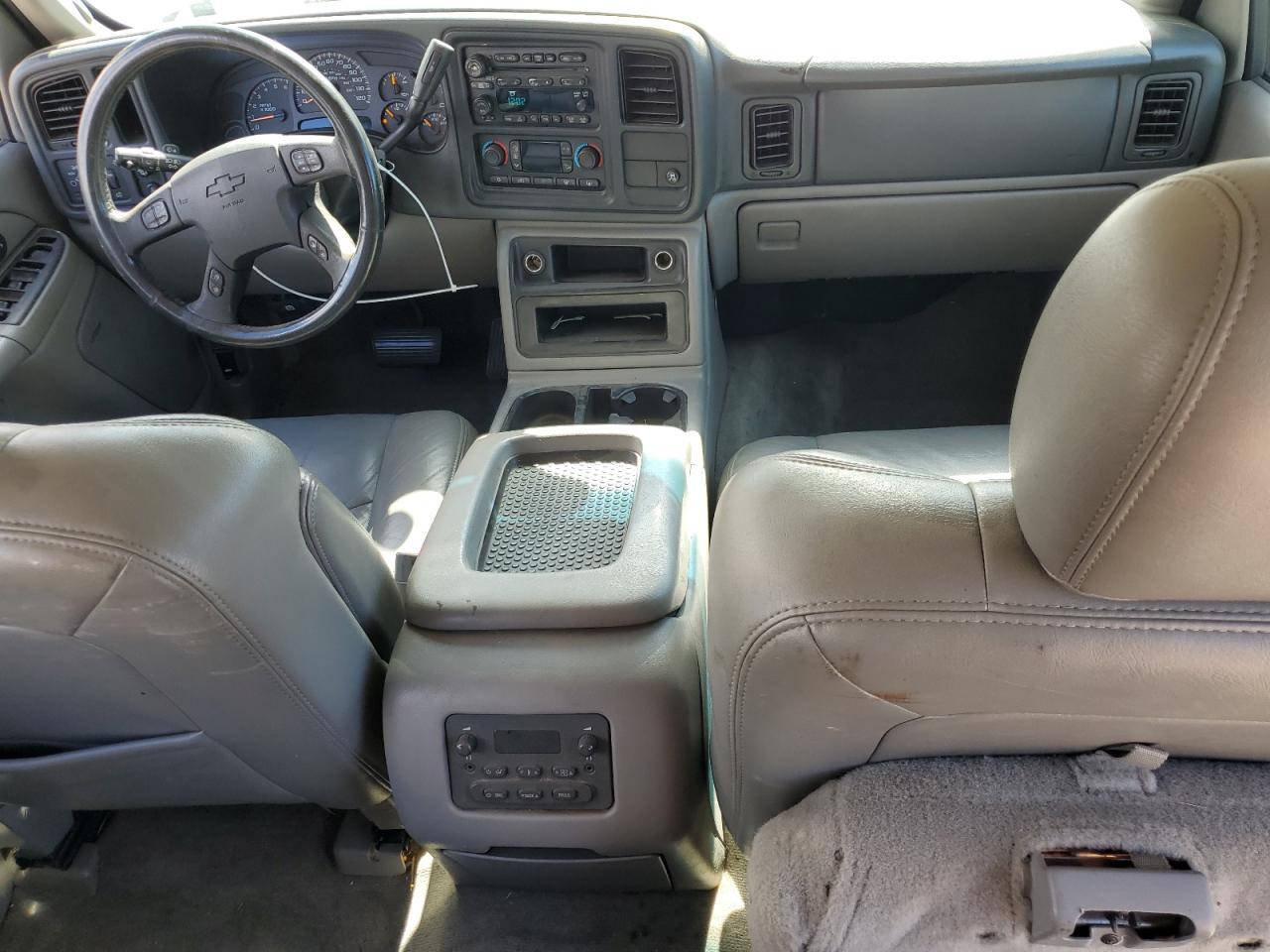 2005 Chevrolet Suburban C1500 VIN: 3GNEC16ZX5G110590 Lot: 85117775