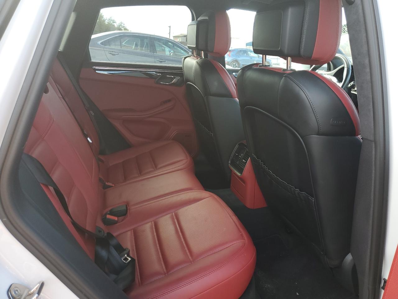 2016 Porsche Macan Turbo VIN: WP1AF2A55GLB92502 Lot: 86273365