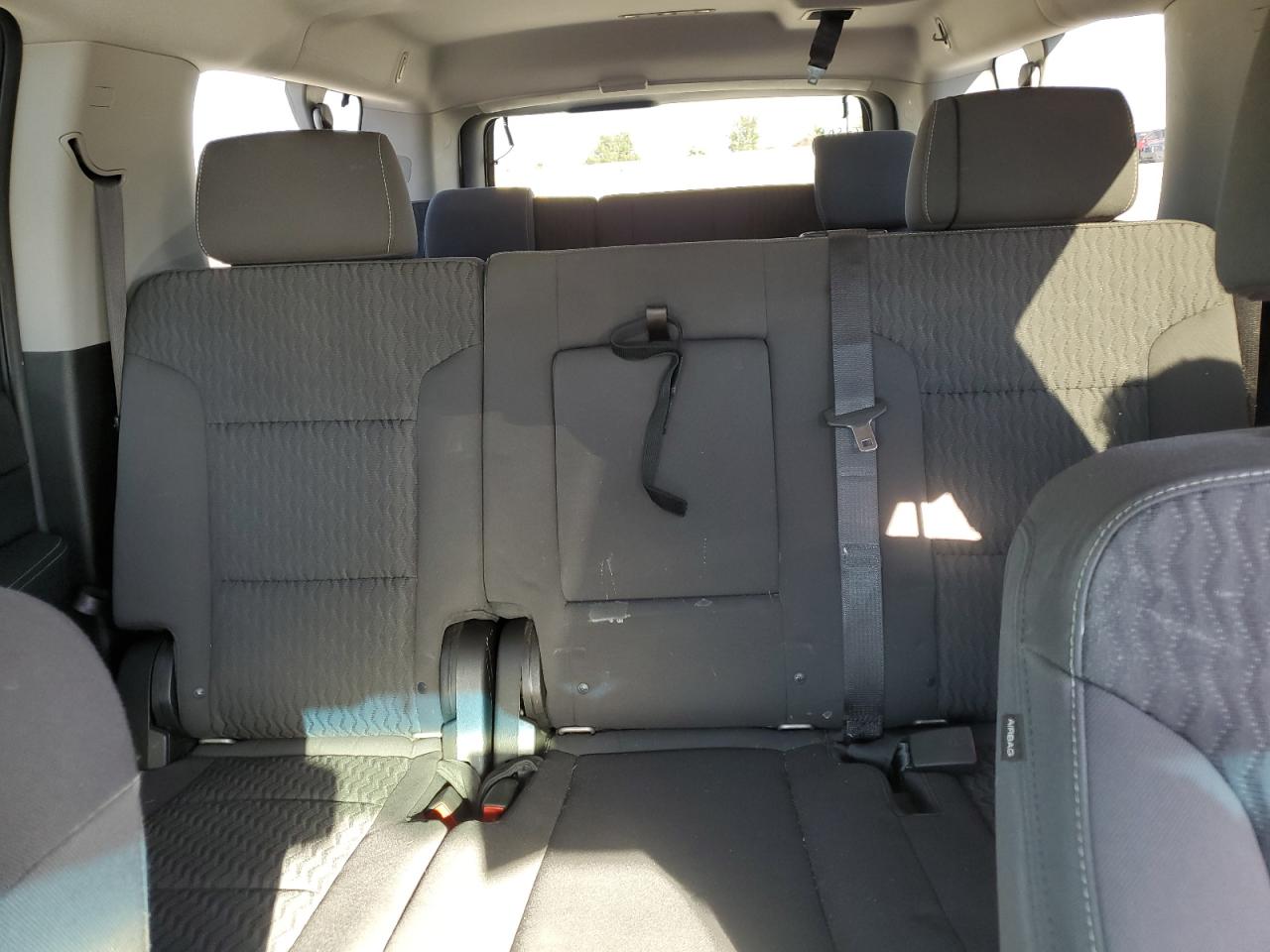 2018 GMC Yukon Xl K1500 Sle VIN: 1GKS2FKC5JR239672 Lot: 86179445