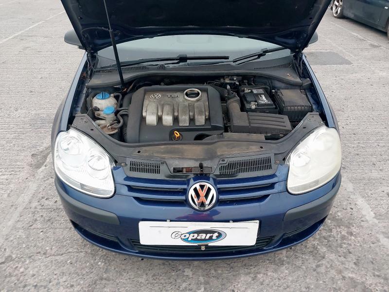 2006 VOLKSWAGEN GOLF TDI S 
