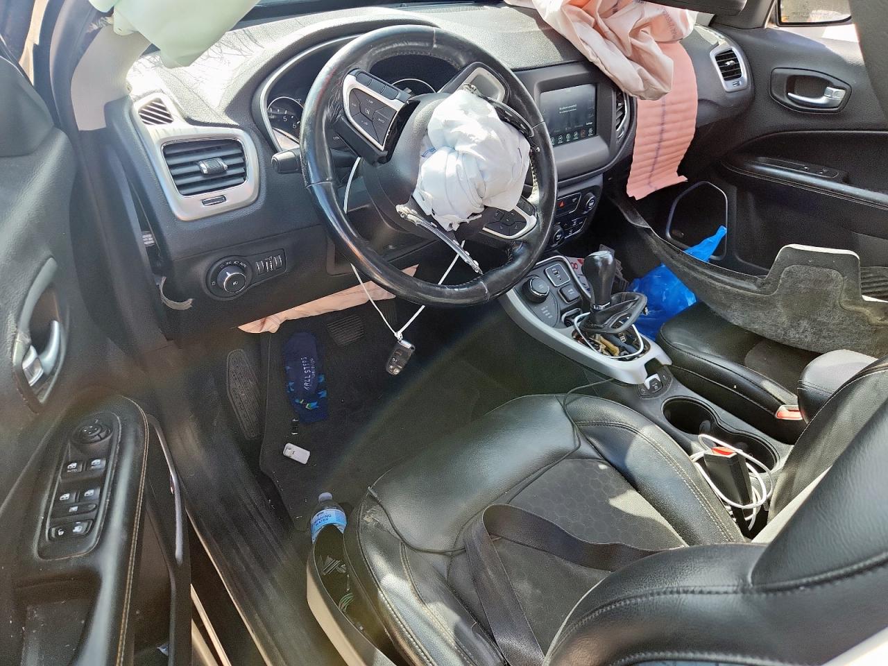 2018 Jeep Compass Latitude VIN: 3C4NJDBB1JT100668 Lot: 85493465