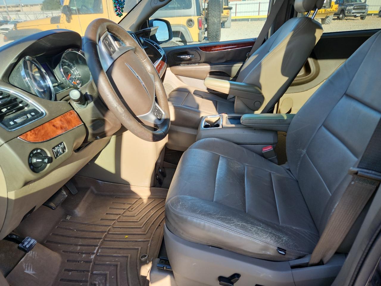 2014 Chrysler Town & Country Touring VIN: 2C4RC1BG1ER138934 Lot: 85734365