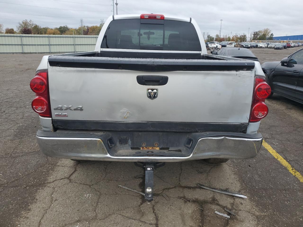 2007 Dodge Ram 1500 St VIN: 1D7HU18207S143232 Lot: 89639395