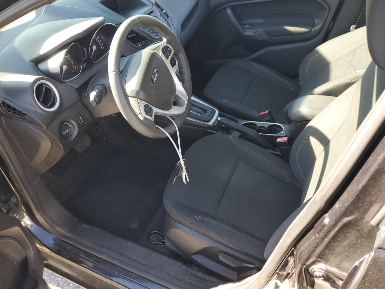 2015 Ford Fiesta Se VIN: 3FADP4BJ6FM161684 Lot: 89486425