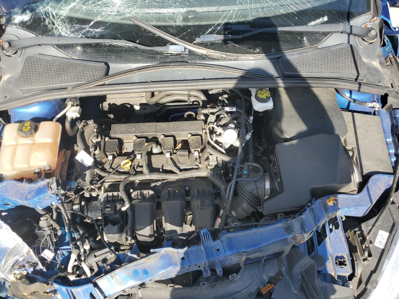 2018 Ford Focus Se VIN: 1FADP3F26JL327953 Lot: 84522605