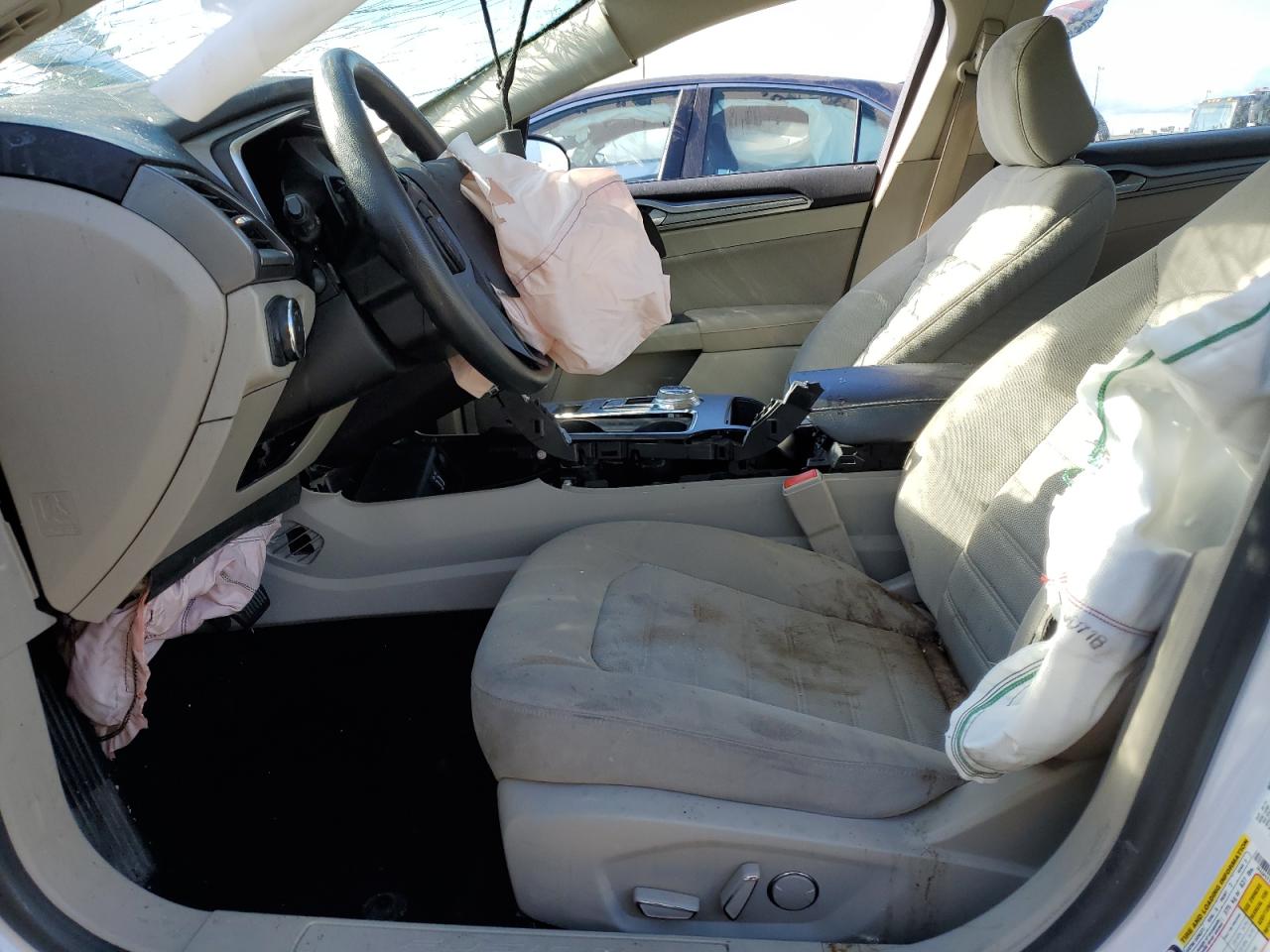 2020 Ford Fusion Se VIN: 3FA6P0T92LR124328 Lot: 90439635