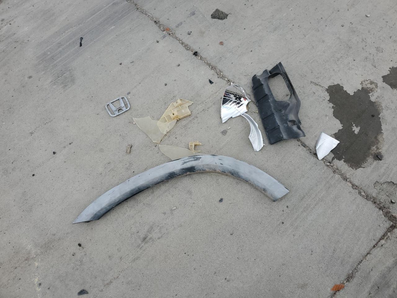 2002 Honda Cr-V Lx VIN: JHLRD68462C012082 Lot: 82192335