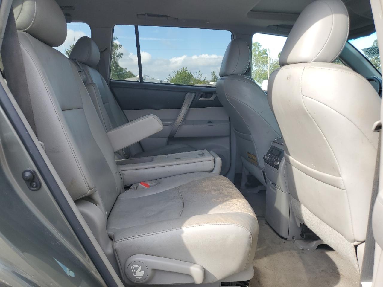 2010 Toyota Highlander Se VIN: 5TDJK3EH9AS008708 Lot: 85534605