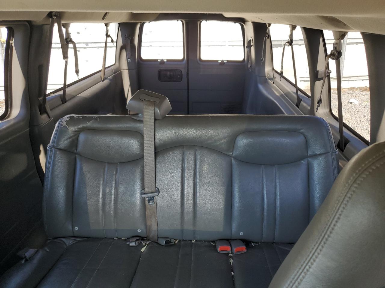 2006 Chevrolet Express G3500 VIN: 1GAHG39U761213173 Lot: 82414095