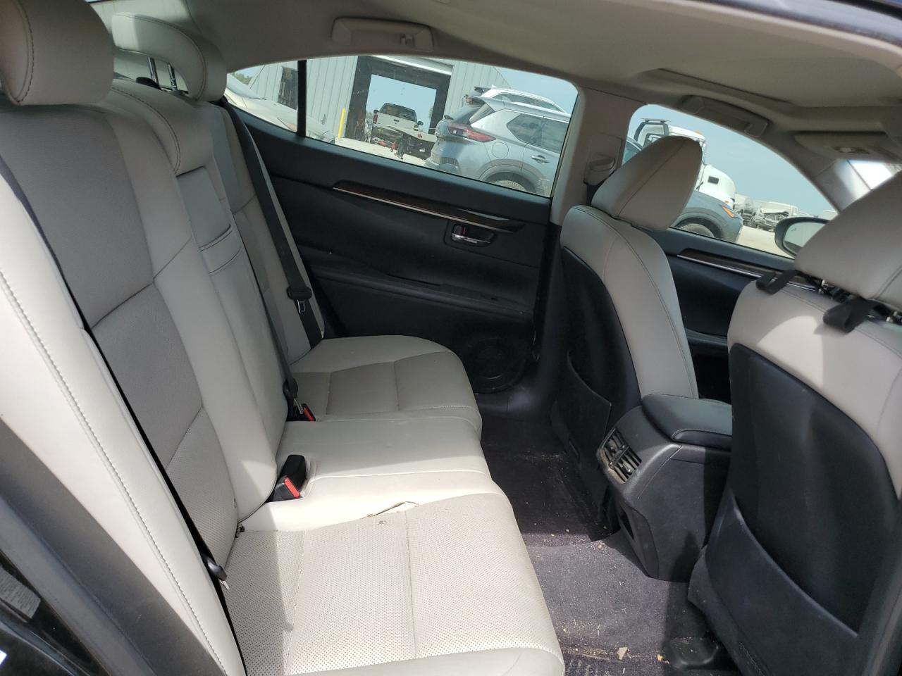 2015 Lexus Es 350 VIN: JTHBK1GG5F2177702 Lot: 81904175