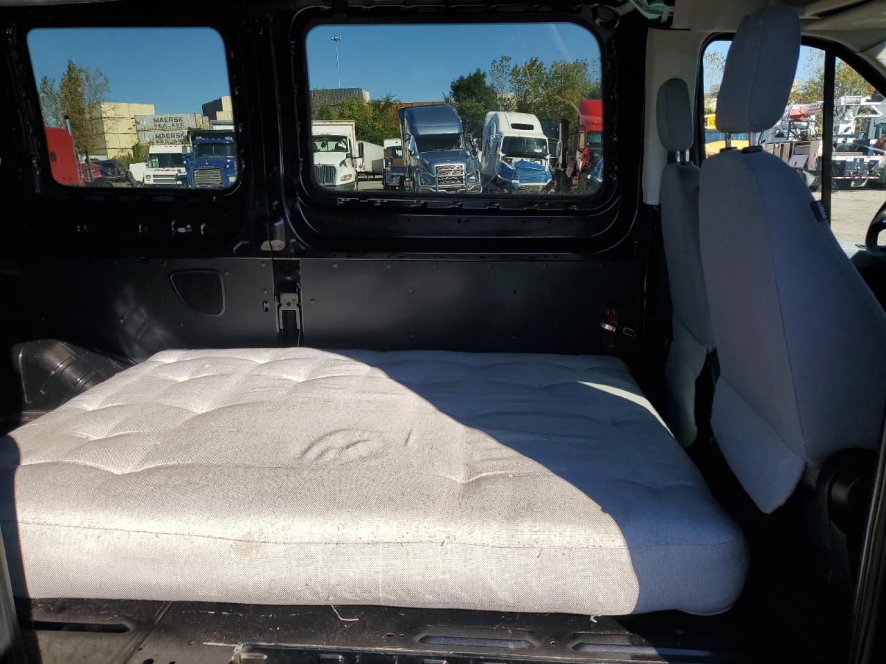 2015 Ford Transit Delivery Van VIN: 1FBVU4XV9FKA74862 Lot: 87049385