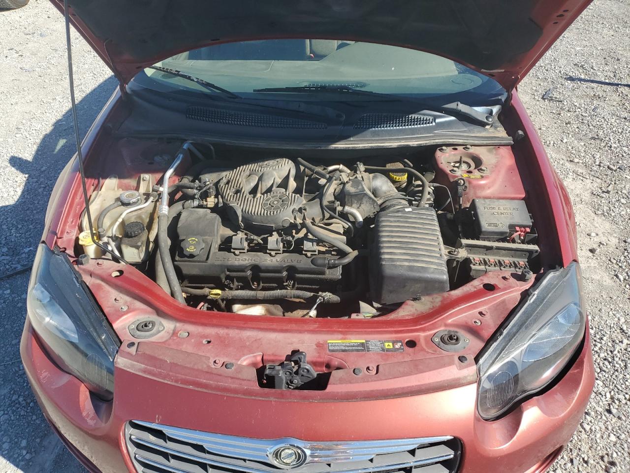 2005 Chrysler Sebring Touring VIN: 1C3EL56R25N573674 Lot: 86100395