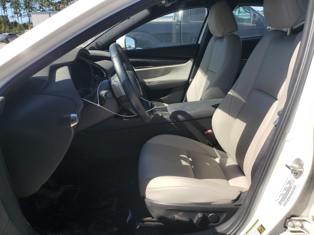 2019 Mazda 3 Preferred VIN: JM1BPBMM5K1122721 Lot: 89669415