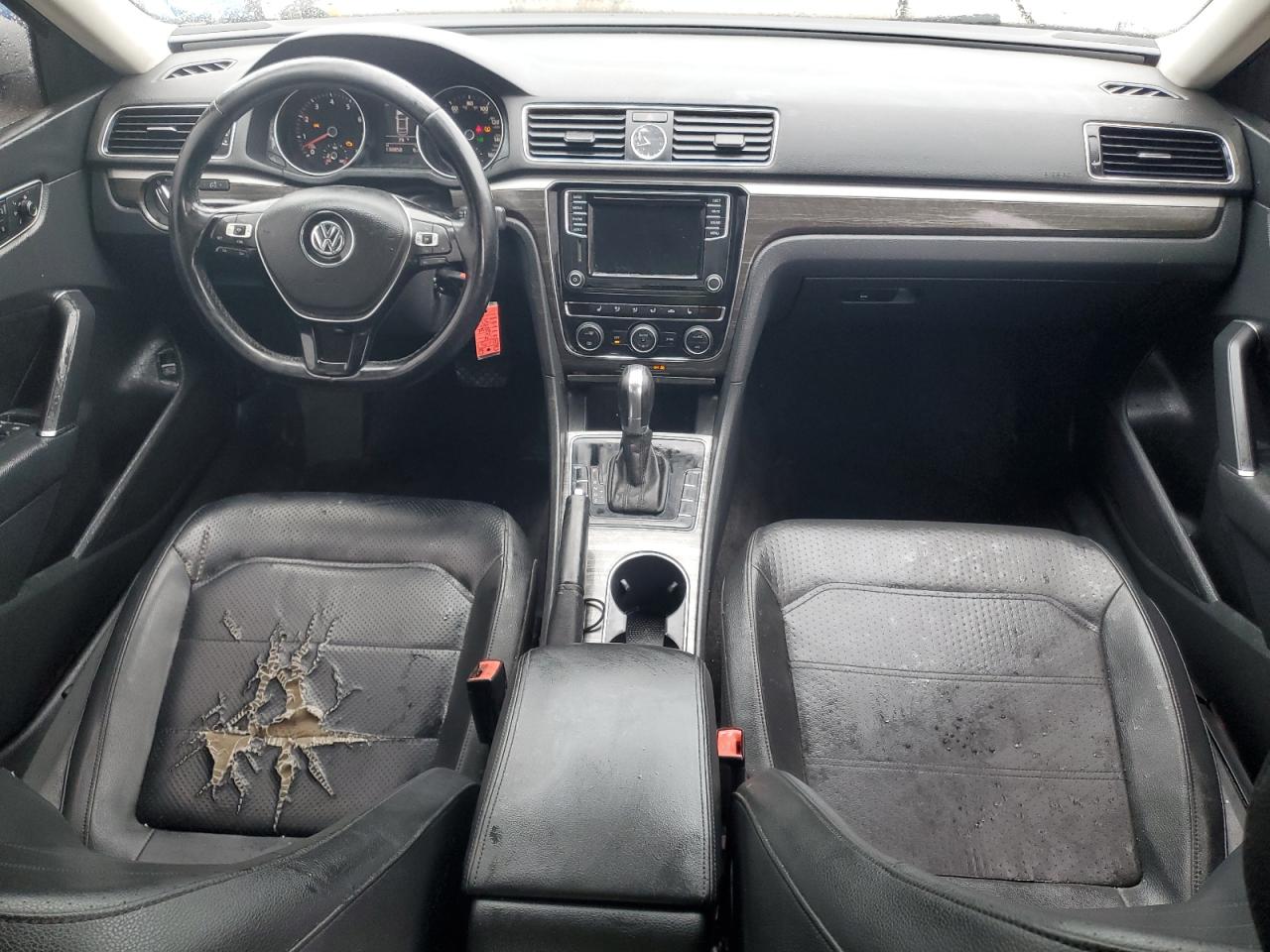 2016 Volkswagen Passat Se VIN: 1VWBT7A30GC011555 Lot: 86231755