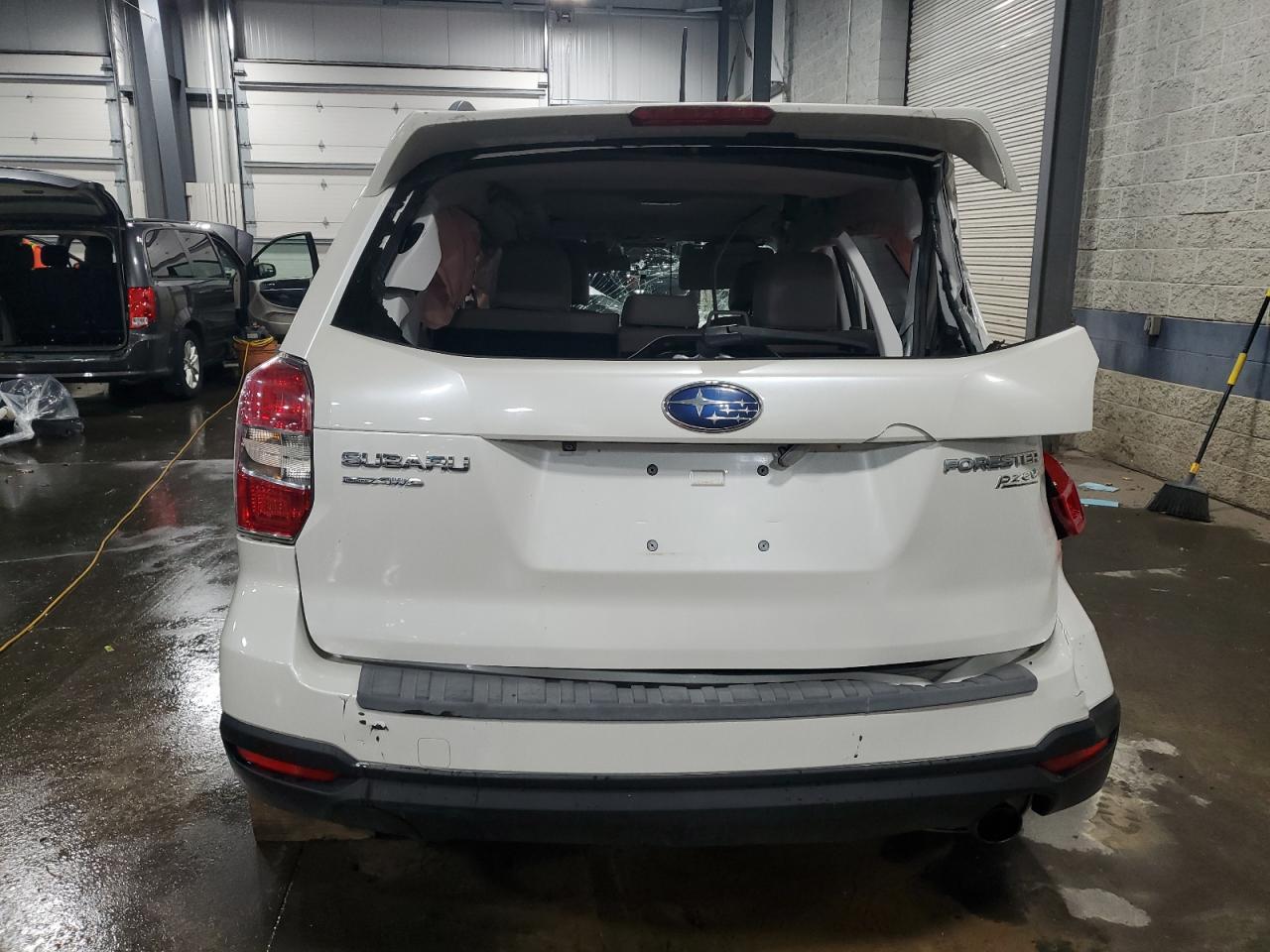 2014 Subaru Forester 2.5I Touring VIN: JF2SJAMCXEH505814 Lot: 85514755