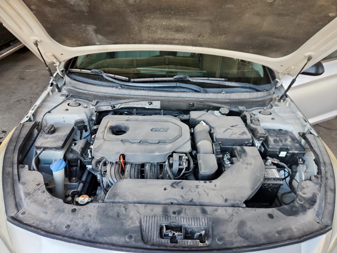 2015 Hyundai Sonata Se VIN: 5NPE24AF7FH206633 Lot: 86319035