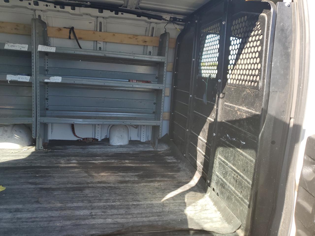 2018 Chevrolet Express G2500 VIN: 1GCWGAFG6J1908660 Lot: 85505715