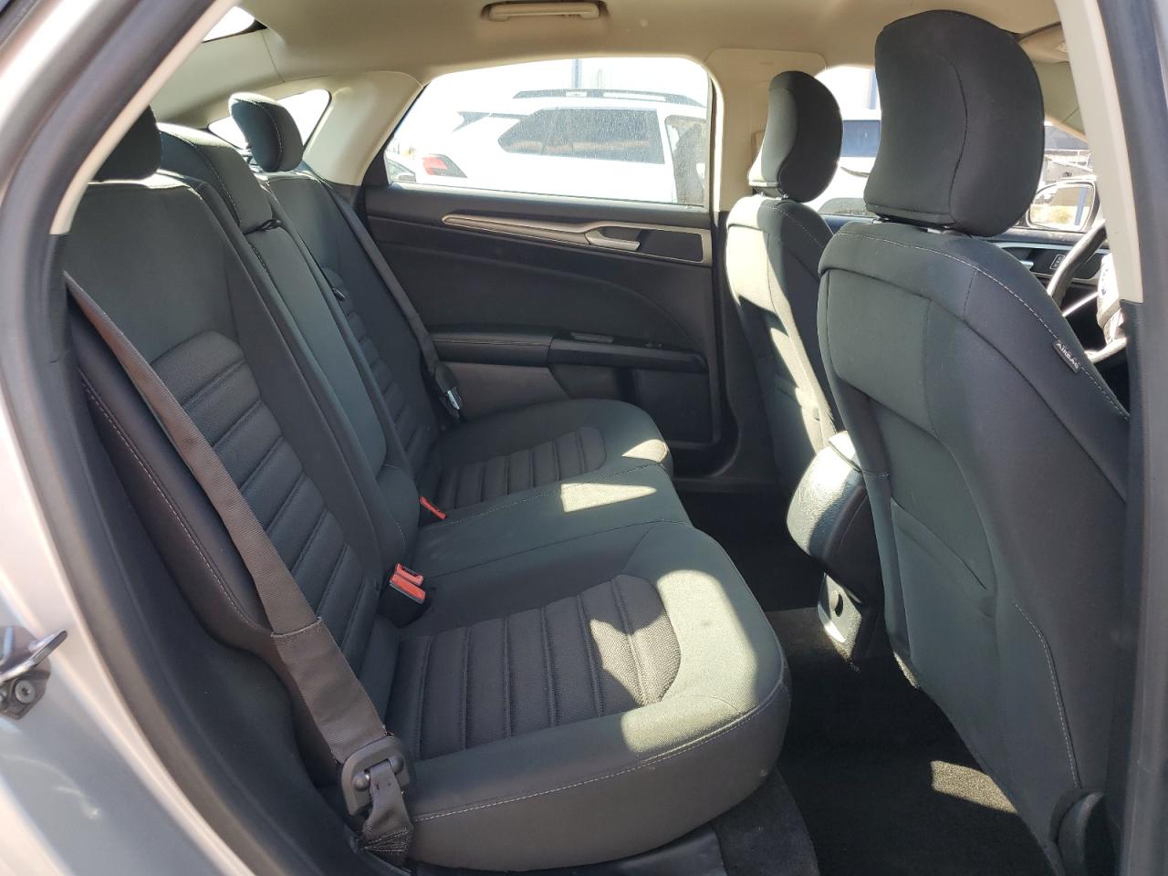 2017 Ford Fusion Se VIN: 3FA6P0H79HR399175 Lot: 84792335