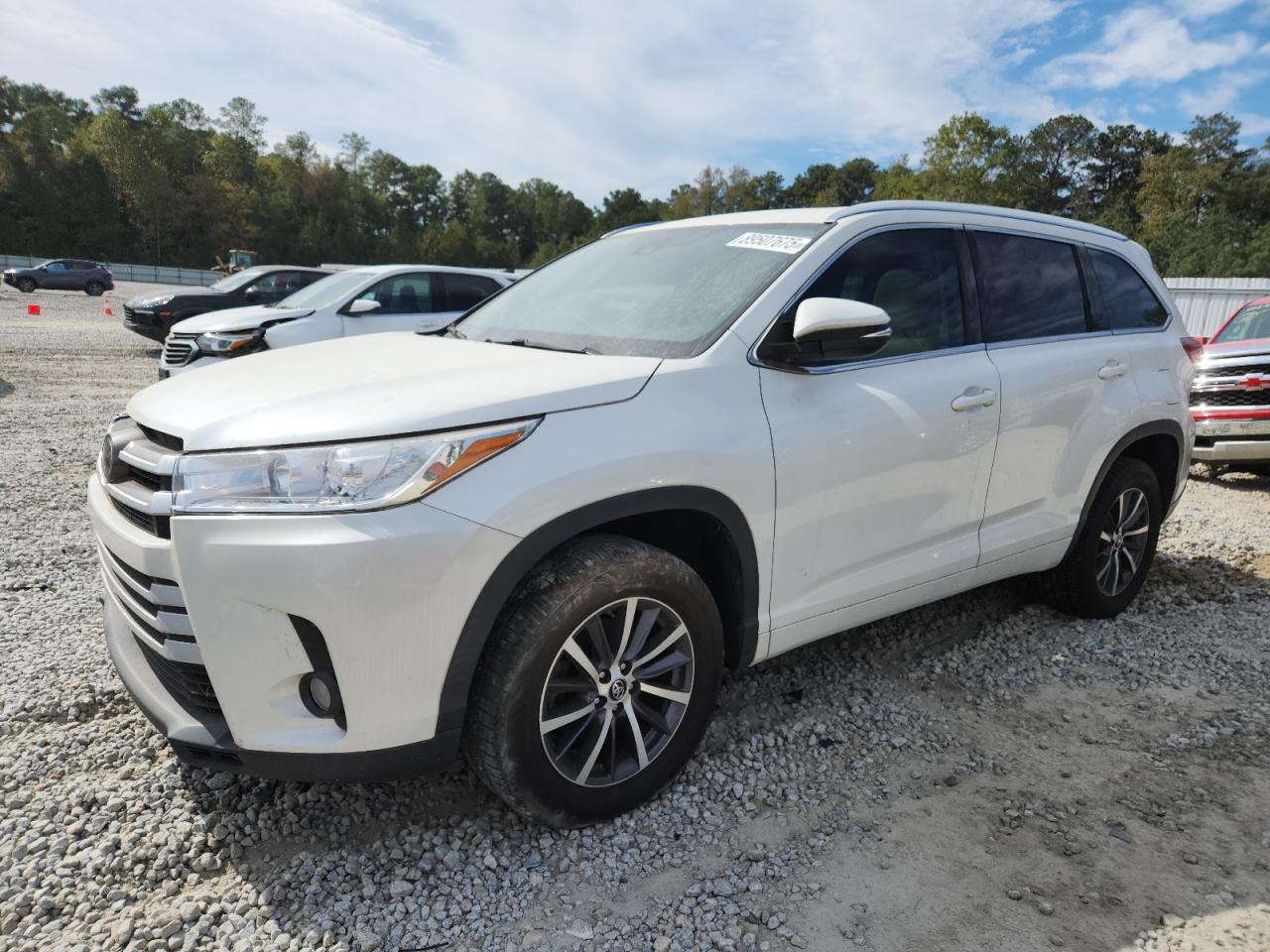 2017 Toyota Highlander Se