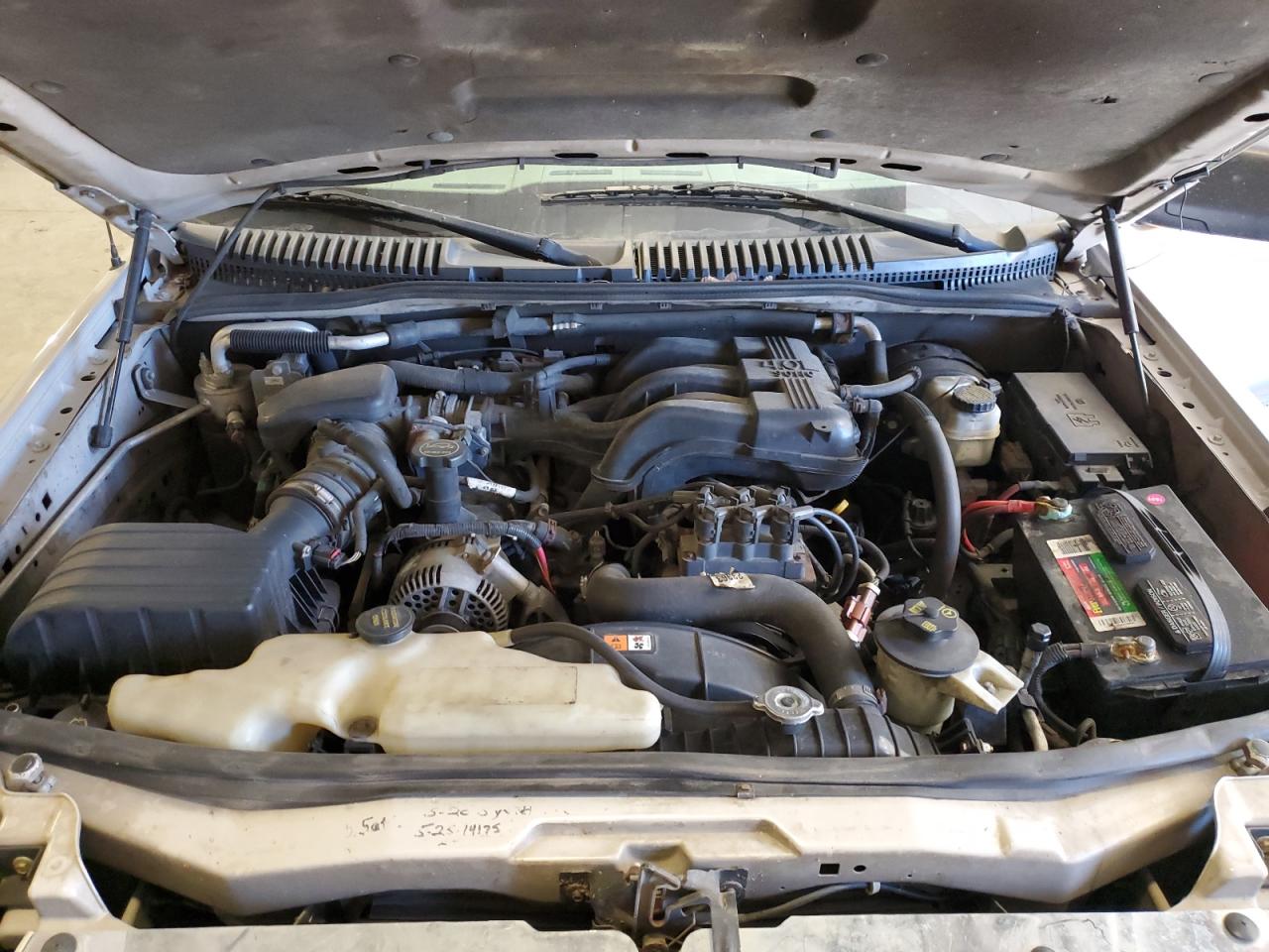 2006 Ford Explorer Xlt VIN: 1FMEU73E06UB22977 Lot: 82424035