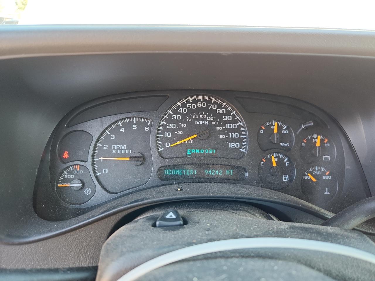 2005 GMC Yukon Xl K2500 VIN: 1GKGK26U75R161385 Lot: 85731565