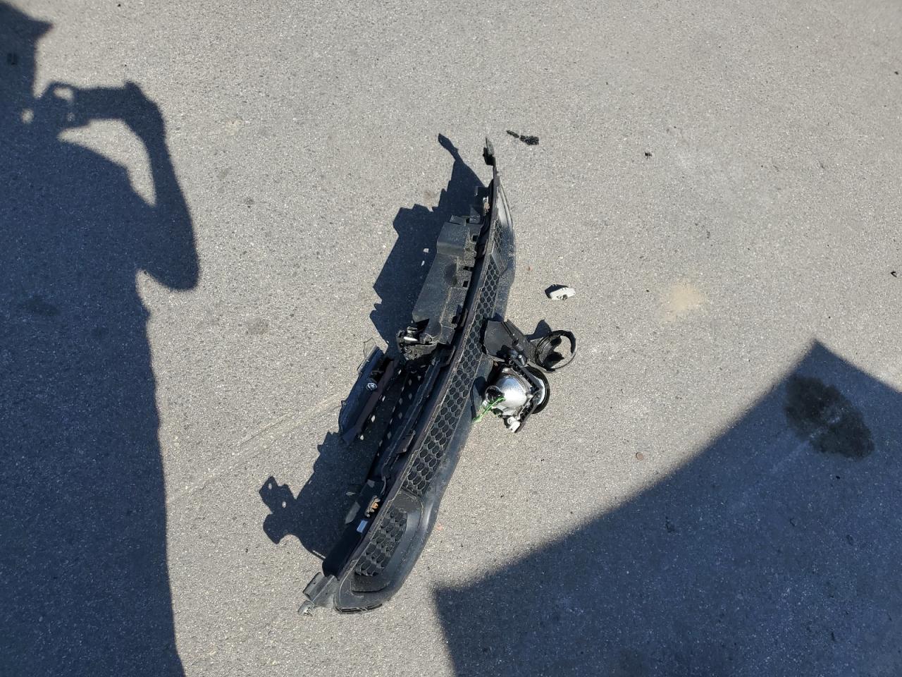 2016 Jeep Cherokee Latitude VIN: 1C4PJMCB2GW183179 Lot: 81939615