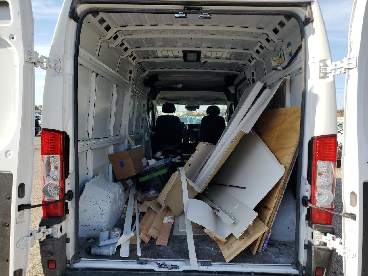 2024 Ram Promaster 2500 Delivery Van VIN: 3C6LRVDG7RE113916 Lot: 89489215