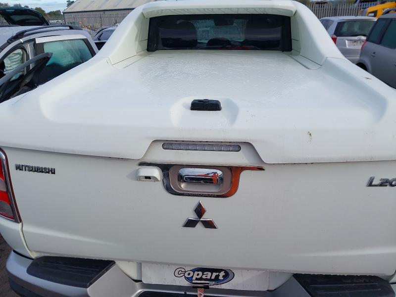 2016 MITSUBISHI L200 DOUBLE CAB DI-D 178 BARBARIAN 4WD