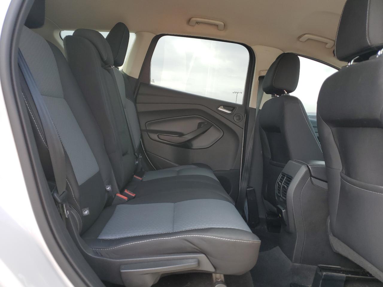 2017 Ford Escape Se VIN: 1FMCU0GD9HUC47642 Lot: 89640975