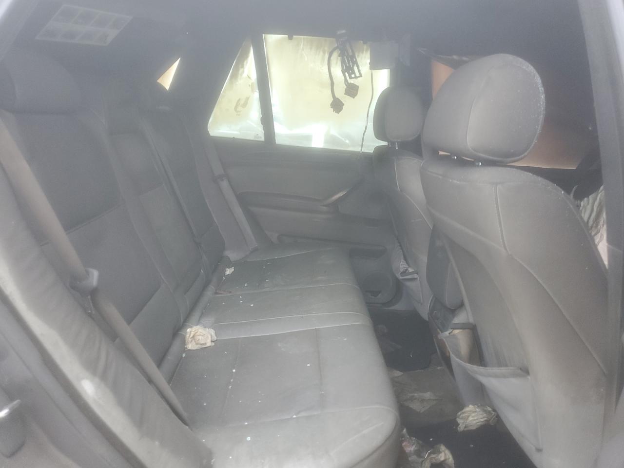 Фото: 5UXFA53552LP43426