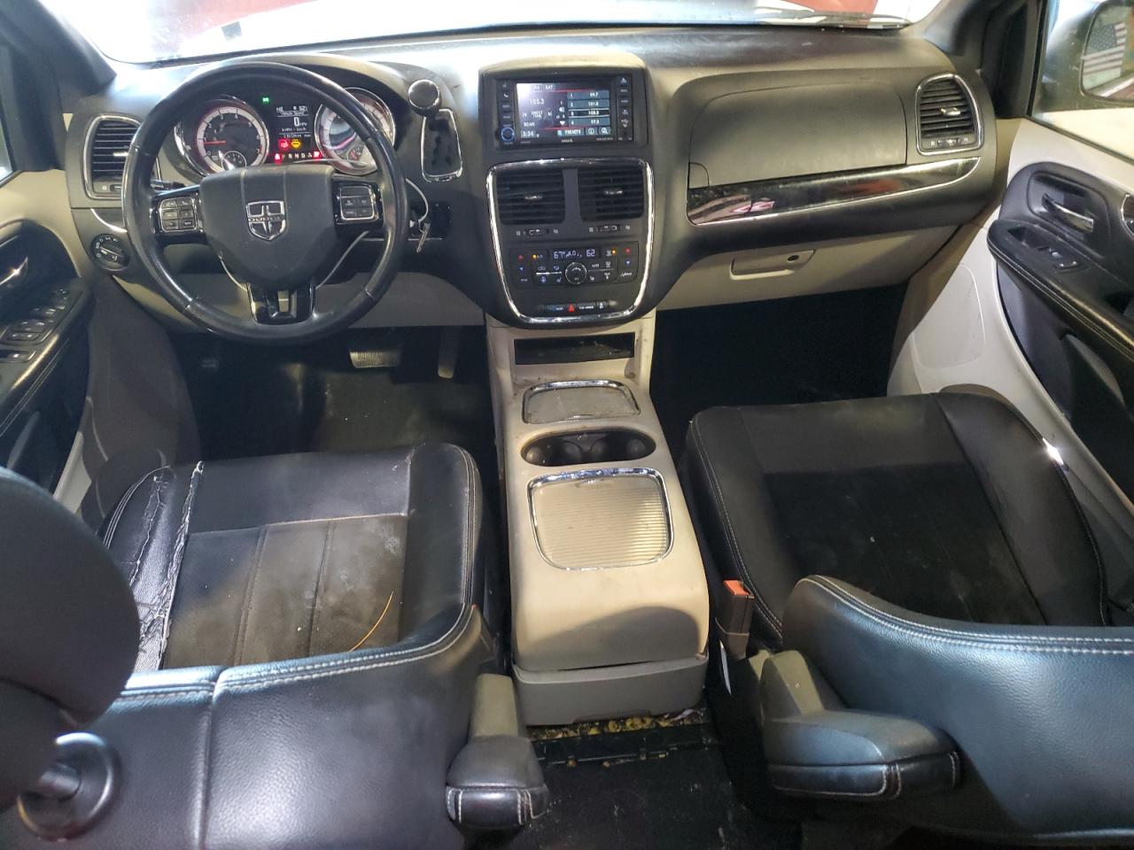 2017 Dodge Grand Caravan Sxt VIN: 2C4RDGCG3HR779425 Lot: 82701625