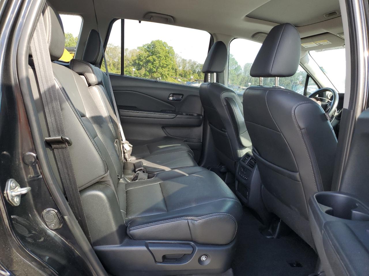 2021 Honda Pilot Se VIN: 5FNYF5H25MB000569 Lot: 84807535