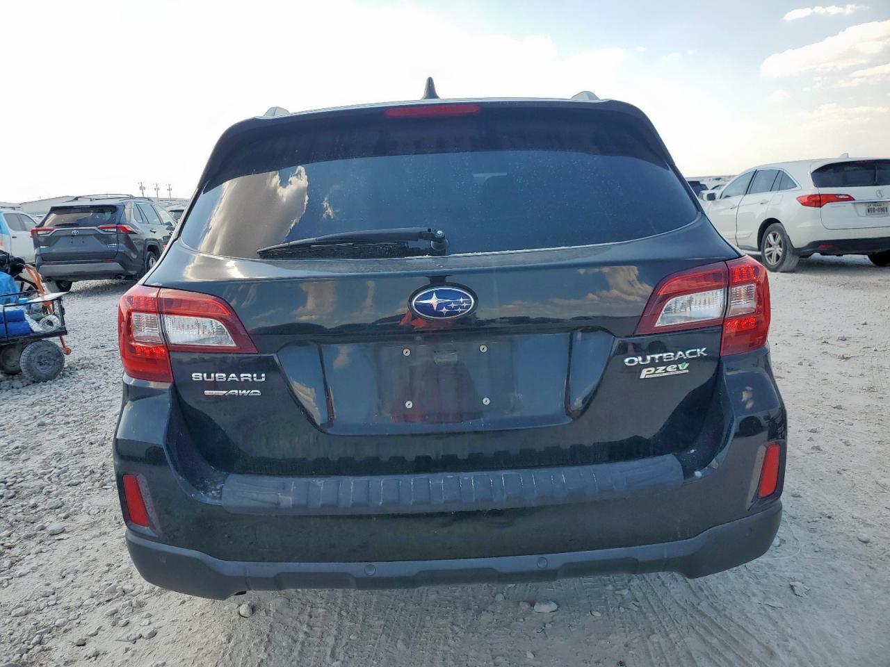 2017 Subaru Outback Touring VIN: 4S4BSATC0H3418255 Lot: 84798825