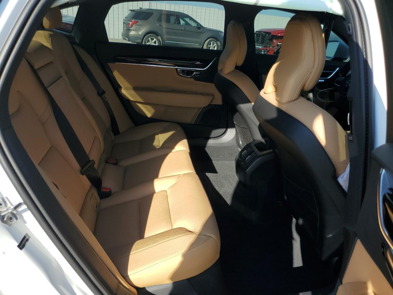 2020 Volvo S90 T6 Momentum VIN: LVYA22MK9LP161084 Lot: 84268165