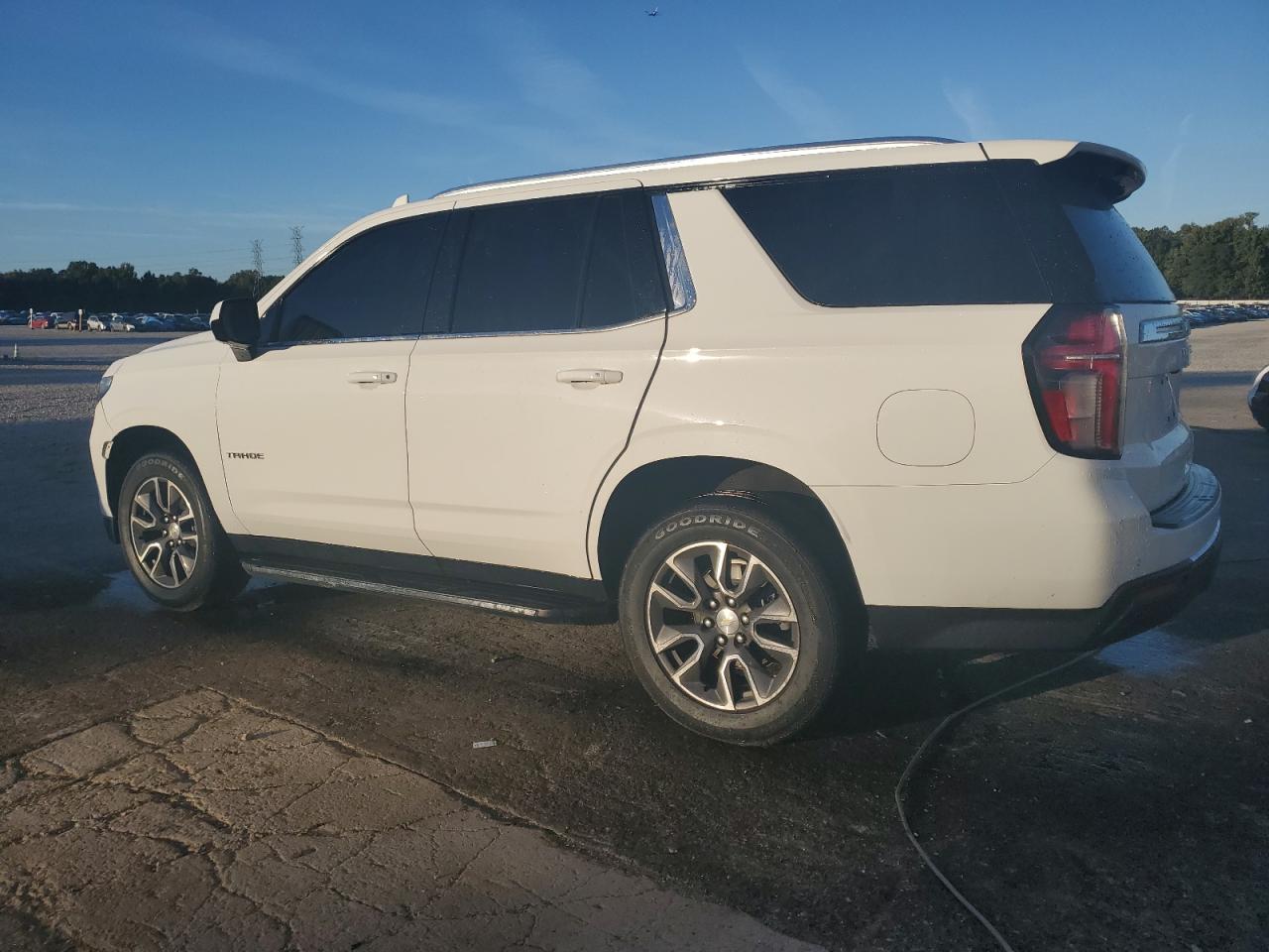 2021 Chevrolet Tahoe C1500 Ls white null gas 1GNSCMKD3MR343725 photo #3