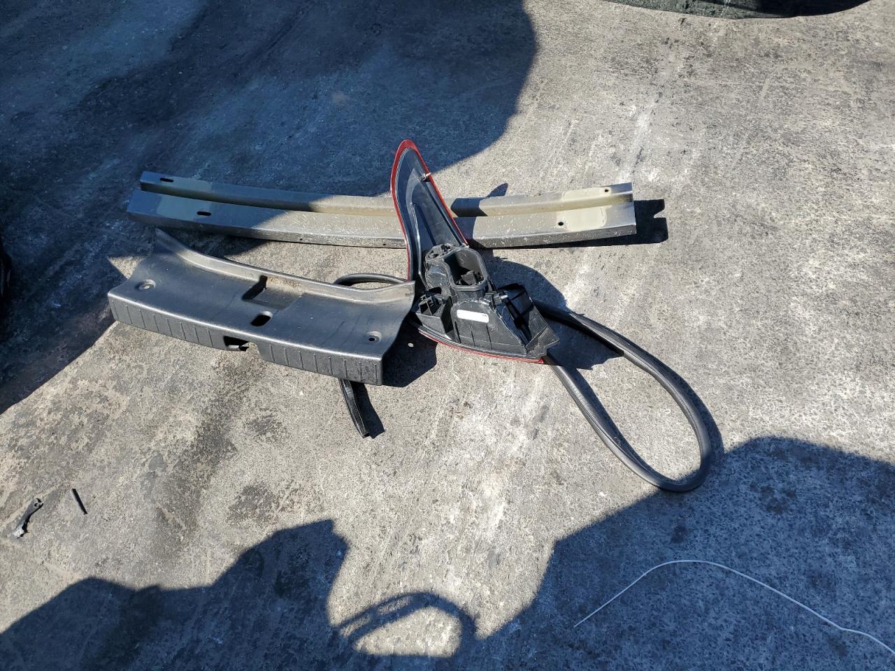 2016 Nissan Versa S VIN: 3N1CN7AP4GL821475 Lot: 86114395