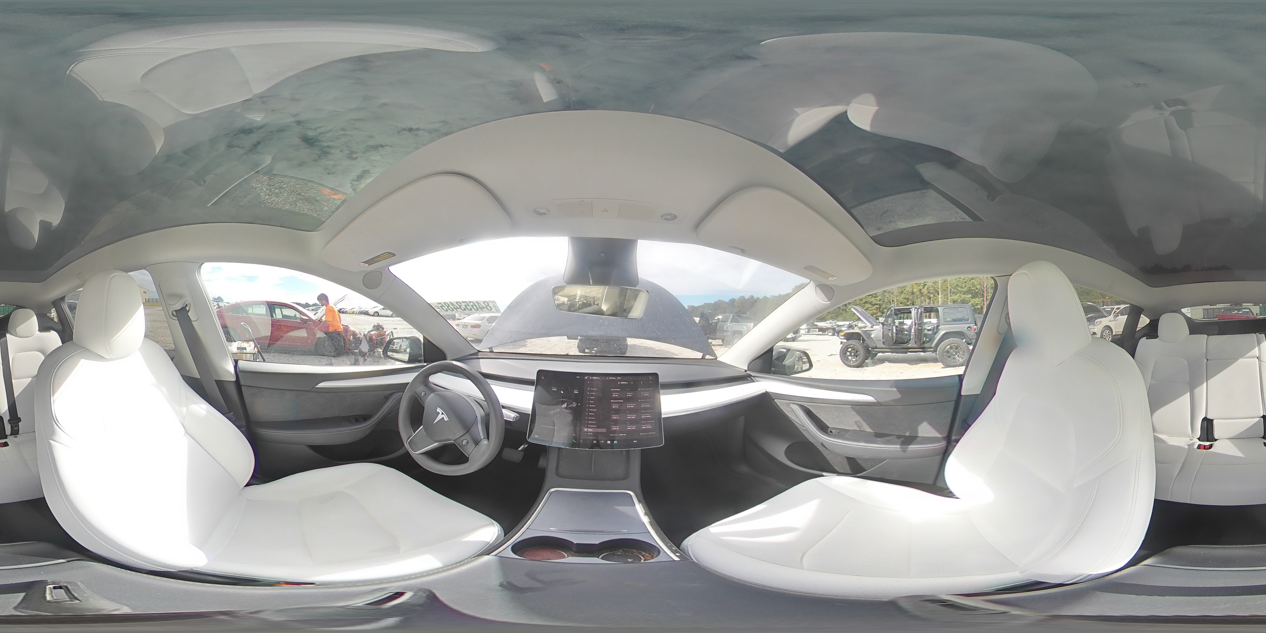 2024 Tesla Model Y VIN: 7SAYGDED6RF108979 Lot: 84653485