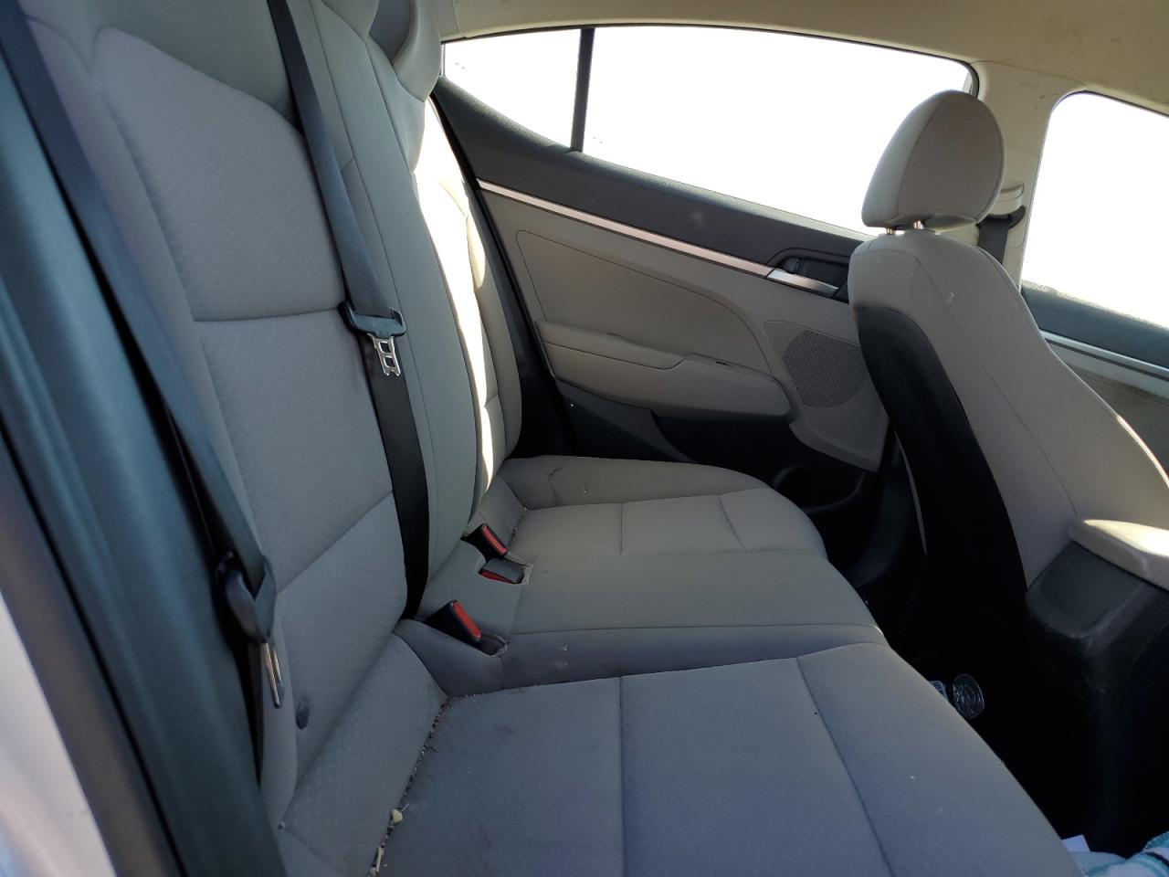 2019 Hyundai Elantra Se VIN: 5NPD74LF4KH493711 Lot: 82445865