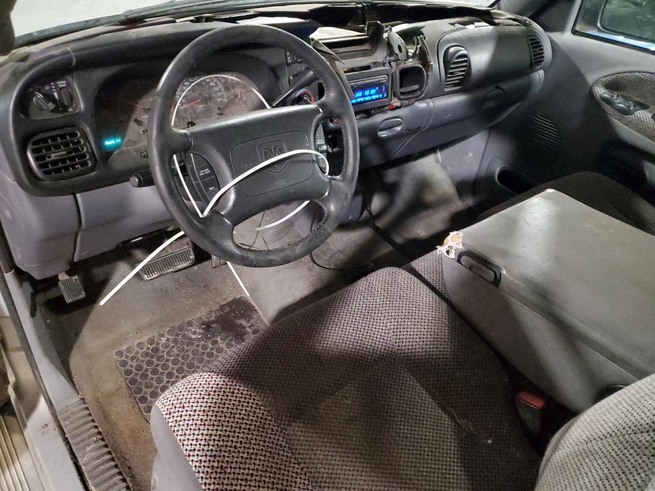 2001 Dodge Ram 2500 VIN: 3B7KC23621G171504 Lot: 90733275